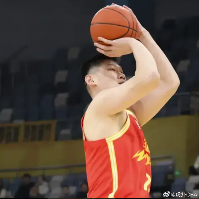 胡金秋21分率队胜吉林 队长表态以身作则引领年