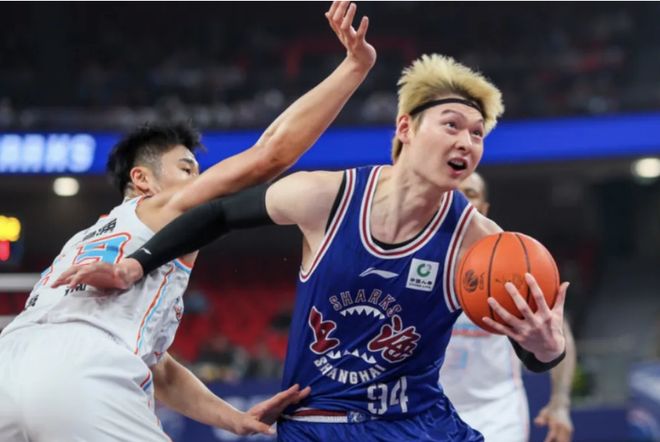 CBA季后赛八强晋级名单出炉 京粤大战成次轮焦点
